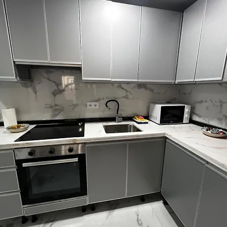 Evans Realty Cf Centrico Y Moderno Apartment