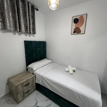 Apartment Evans Realty Cf Centrico Y Moderno